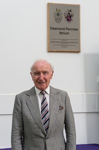 Desmond Penrose x 200